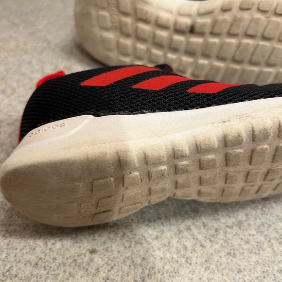 Adudas toddler sneakers 7K - Picture 4 of 5